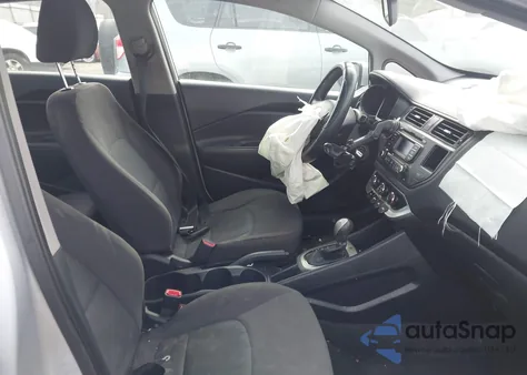 2014 Kia Rio Lx z USA, uszkodzony, nr VIN KNADM4A35E6324679